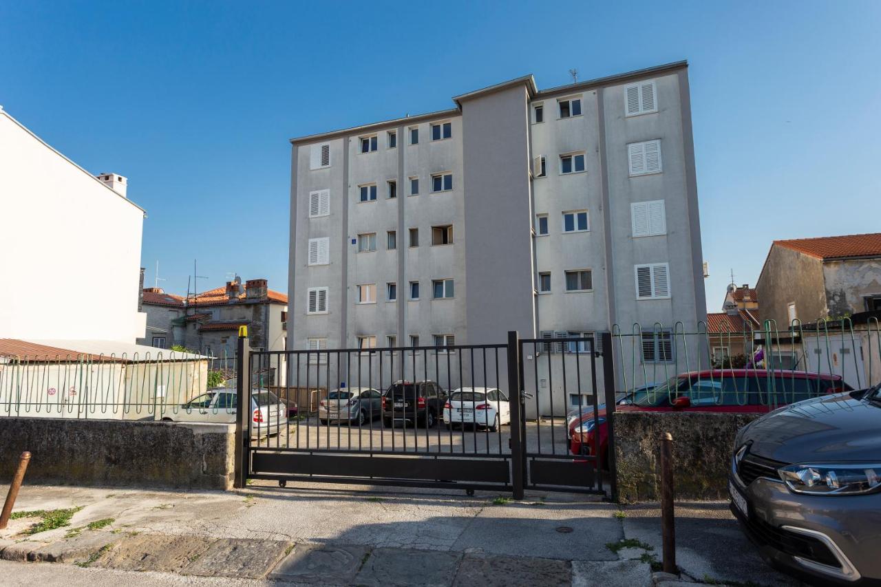 Apartman Izis Centar Pule Пула Экстерьер фото